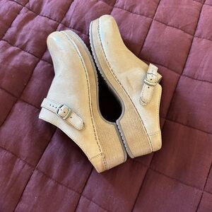 Dansko Tan Leather Mules